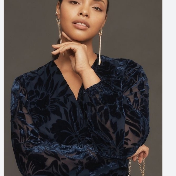 Anthropologie Daniella Navy Velvet Wrap Dress Size M - Picture 3 of 8